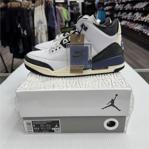 Size 9 - A Ma Maniére x Air Jordan 3 Retro OG SP Diffused Blue HV8571-100 main image 6